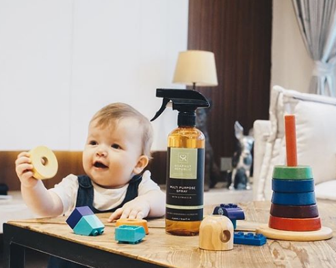 Clean & Protect Your Home with Multipurpose Spray / 多用途噴霧清潔液如何保護您的家居